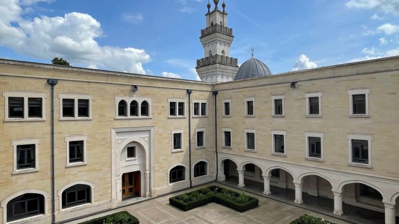 إطلاق كرسي الأمير عبد القادر وافتتاح “قاعة الجزائر” في مركز أوكسفورد للدراسات الإسلامية