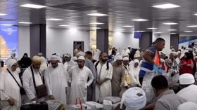 مطار وهران يستقبل أول فوج من الحجاج العائدين