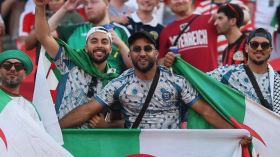 الجماهير الجزائرية تشكر “كانساس” وتشد الرحال إلى “فانكوفر” 