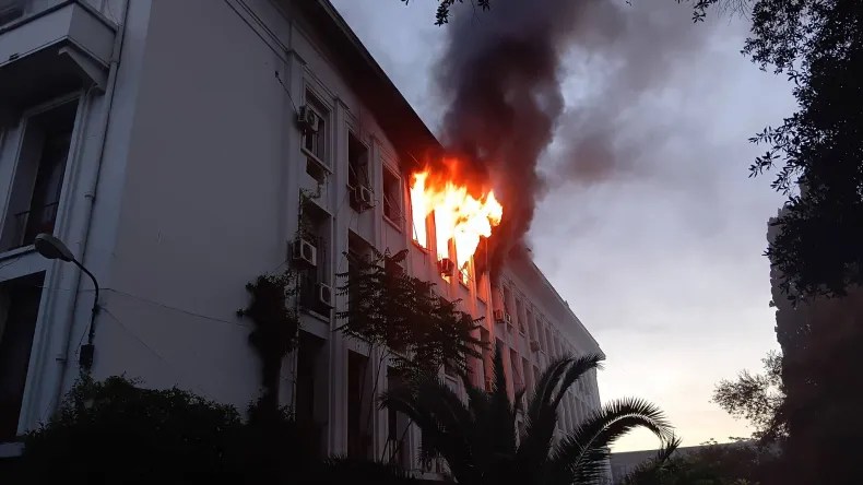 un incendie déclaré au siège du ministère de l’Education nationale