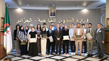 إطلاق أول برنامج تكريمي للطلبة المتفوقين من أبناء الجالية الجزائرية بالخارج