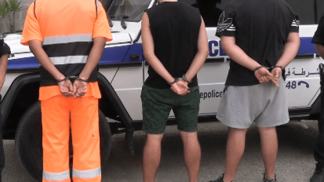 توقيف 3 متّهمين بافتعال حرائق في قسنطينة (فيديو)
