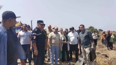Le Premier ministre se rend sur les lieux de l’accident d’autobus à Berrahmoun El-Karma