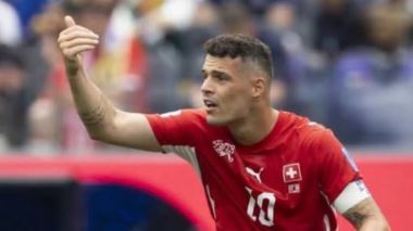 قائد منتخب سويسرا في وضعية حرجة