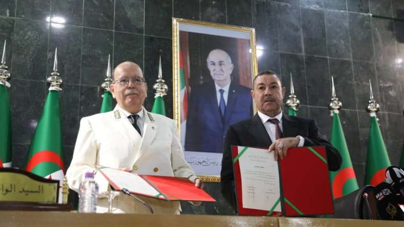 سعيود يشرف على مراسم تنصيب والي قسنطينة الجديد.. وهذا ما أكده