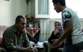 حينما تنقلب الآية.. آباء يخشون الأبناء