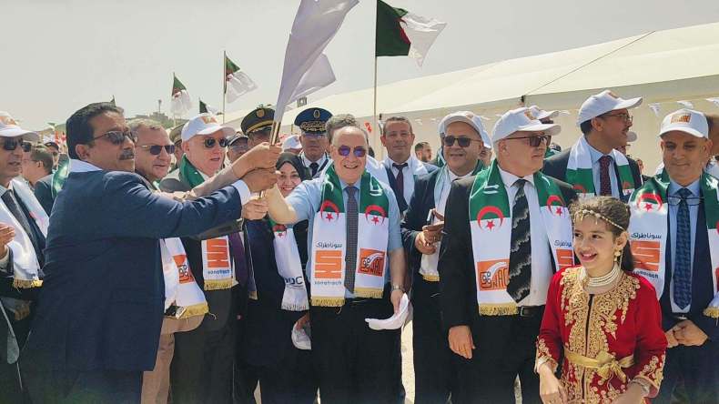 سكيكدة: إطلاق مشروع محطة تحلية مياه البحر بطاقة 140 ألف متر مكعب يوميا