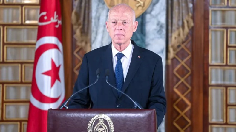 الرئيس التونسي: أستذكر “بكل فخر وإكبار” ما سطره الشعب الجزائري في سبيل الاستقلال