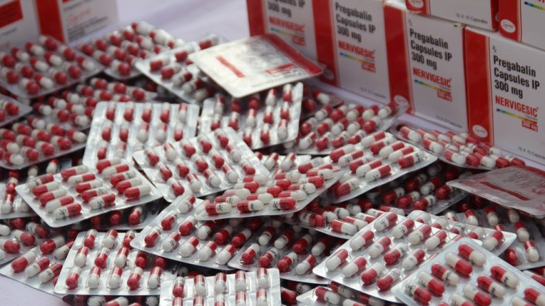 بالفيديو.. حجز أزيد من 14 ألف قرص مهلوس في عمليتين متفرقتين بتبسة   