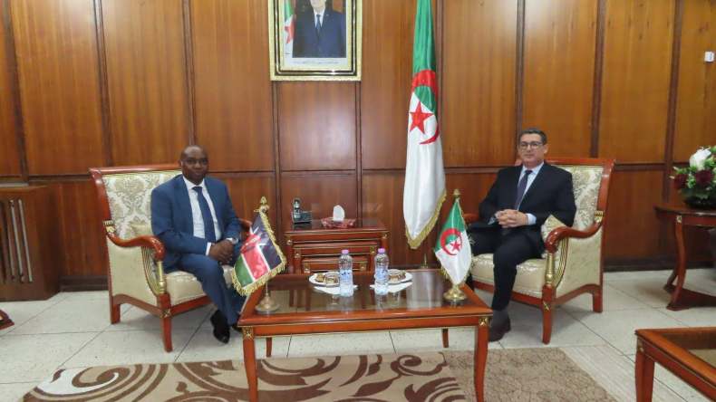 كينيا مهتمّة بالتجربة الجزائرية في مجال طب الأورام