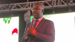 Hidaoui supervise à Alger les activités de célébration de la Journée nationale du Moudjahid