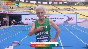 بعمر الـ 92.. عداء جزائري يحصد فضية تاريخية في بطولة العالم للماسترز