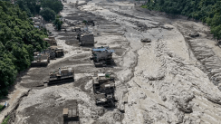 Crues au Népal: 384 touristes portés disparus