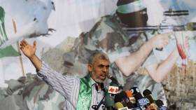 “أحدهما كان حارسا للسنوار”.. جيش الاحتلال يعلن اغتيال عنصرين من حماس