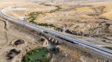 “وتيرة متقدّمة” لأشغال السكة الحديدية الدريعة-واد الكبريت بسوق أهراس (صور)