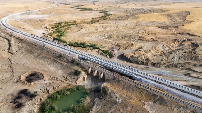 “وتيرة متقدّمة” لأشغال السكة الحديدية الدريعة-واد الكبريت بسوق أهراس (صور)