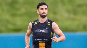 عمورة على بُعد خطوة من بنفيكا البرتغالي