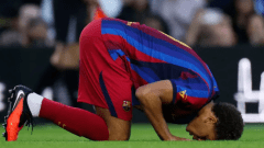مدرب برشلونة يشيد بالمصري حمزة عبد الكريم