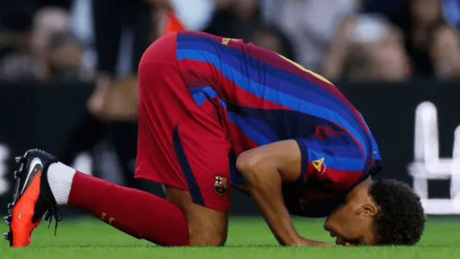 مدرب برشلونة يشيد بالمصري حمزة عبد الكريم