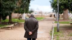 الهروب من البيت عدوى انتقلت من المراهقين إلى الكبار