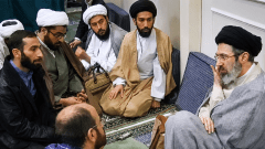 بالفيديو.. أول ظهور لمجتبى خامنئي منذ توليه منصب المرشد الإيراني