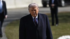 Donald Trump dit privilégier un accord avec l’Iran, mais avertit que l’option militaire reste sur la table