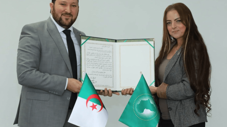 الجزائر تصادق على ميثاق الشباب الإفريقي