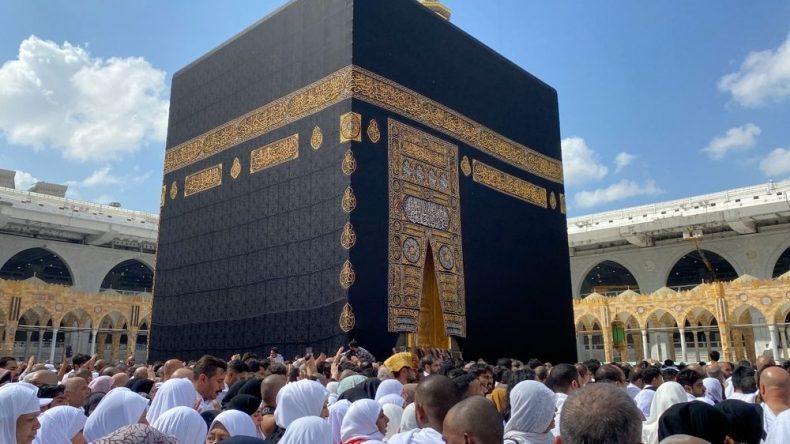 تخصيص 2000 دفتر حجّ إضافي للبالغين 70 سنة فما فوق