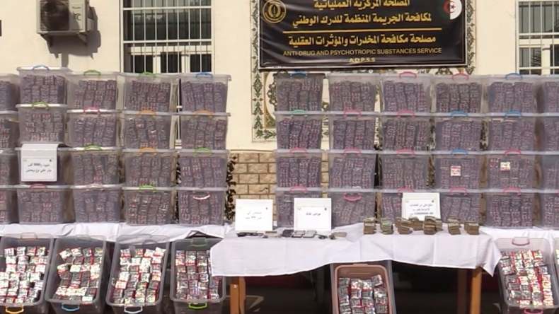 حجز قرابة مليوني قرص مهلوس وتوقيف 14 شخصا