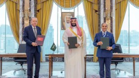 السعودية وتركيا وباكستان توقع اتفاقية مكة للدفاع المشترك