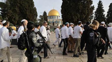 Mosquée Al Aqsa: Des centaines de sionistes accomplissent des rituels talmudiques à la mosquée