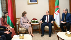 الوزير الأول يجري محادثات مع رئيسة مجلس الجمعية الوطنية لبيلاروس