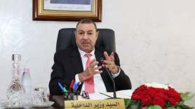 وزير الداخلية يجري حركة جزئية في 3 أسلاك
