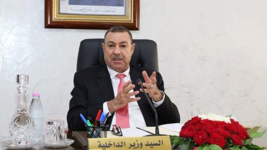 وزير الداخلية يجري حركة جزئية في 3 أسلاك