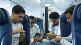 بالفيديو.. كواليس رحلة المنتخب الجزائري إلى بوروندي