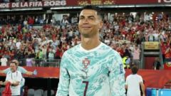 رونالدو باقٍ ويتمدّد