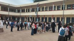 أولياء يستعيدون إيقاع المدرسة وسط تحذيرات من الضغط على التلاميذ