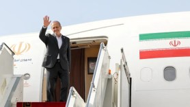 طائرة الرئيس الإيراني تغادر الجزائر بعد توقف تقني
