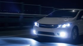 حجز المركبات والغرامة ضد مستعملي أضواء “الغزينو” و”الليزر”