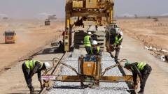 جلاوي يبحث مع البنكين الإسلامي والإفريقي للتنمية تمويل مشاريع السكك الحديدية