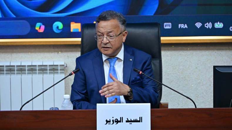 إنشاء مركز بحث وتكوين 50 ألف مختص في الذكاء الاصطناعي 