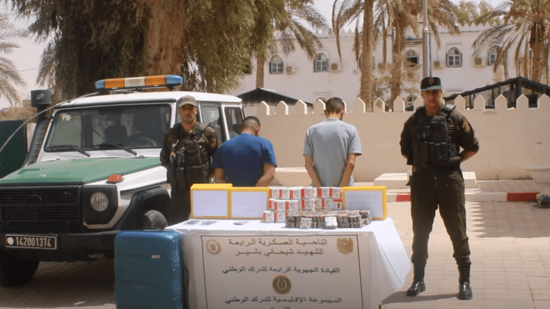 بالفيديو.. حجز أزيد من 10 آلاف قرص مهلوس وتوقيف شخصين بتقرت