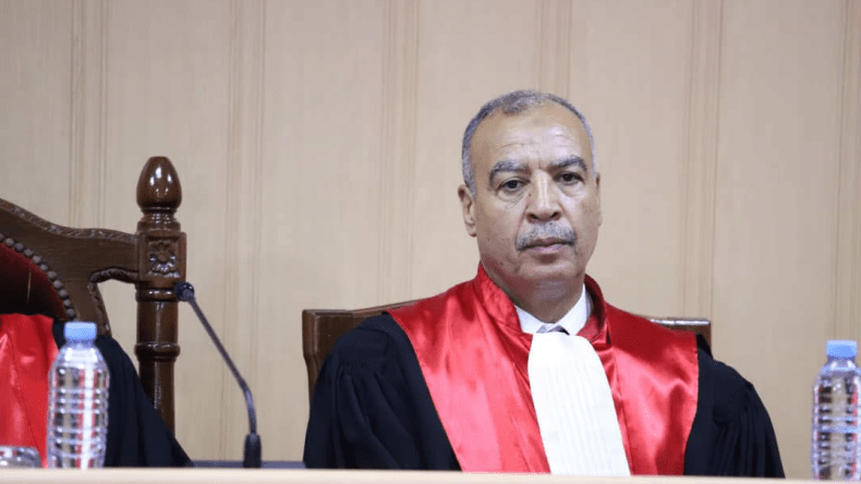 تنصيب بن أحمد لخضر رئيسا لمجلس الدولة بحضور وزير العدل