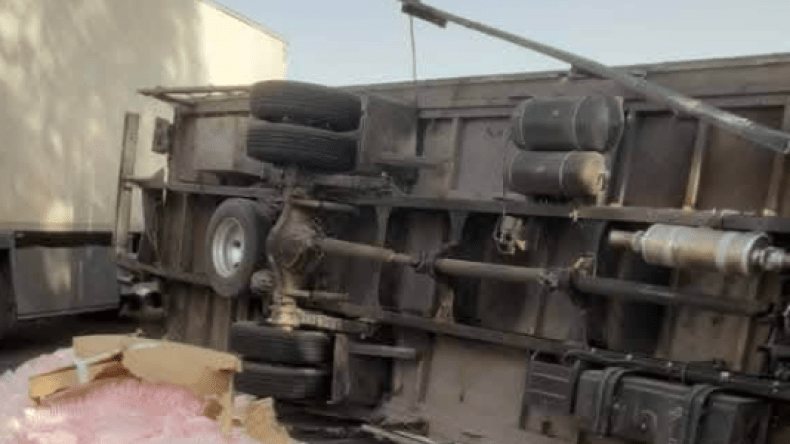 البويرة.. وفاة شخص وإصابة 25 آخرين في حادث اصطدام تسلسلي