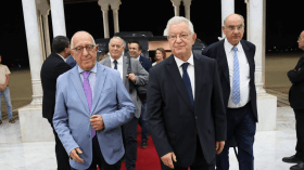 رئيس البرلمان اليوناني يشرع في زيارة رسمية إلى الجزائر
