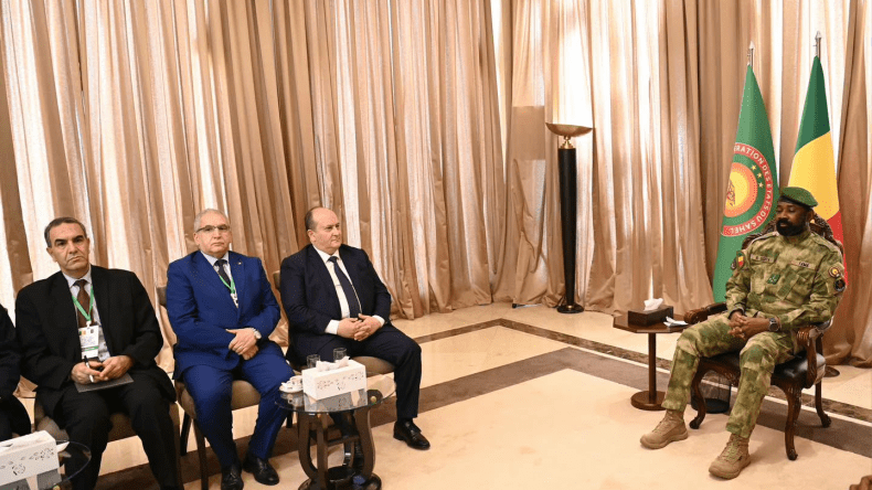 سيفي غريب يُستقبل من طرف رئيس الدولة المالي