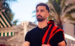 طائرة خاصة من قطر.. وتخوّف عمورة من عنصرية الفرنسيين