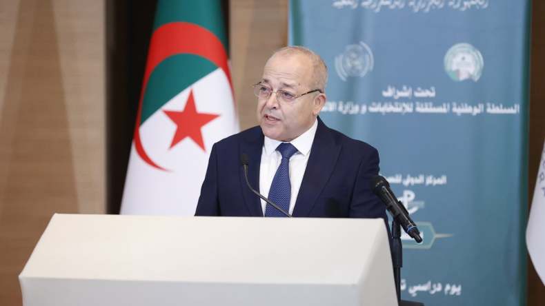  بوسليماني يستنفر مبكرًا الإعلام الجزائري لمرافقة محليات 28 نوفمبر