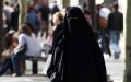 مدينة إسبانية تحظر البرقع والنقاب في الأماكن العامة
