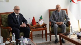 مشاريع صناعية واستثمارية مشتركة محور مباحثات الجزائر وبيلاروسيا